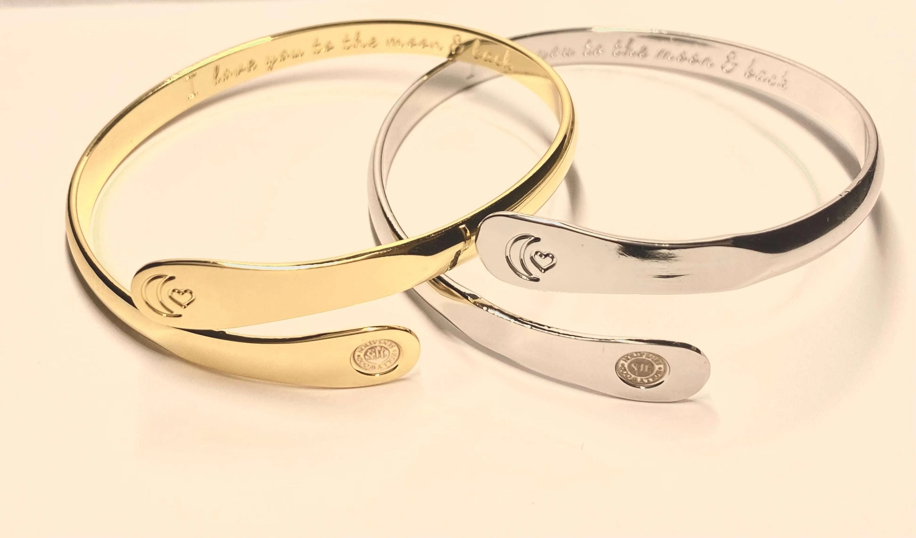 Engraved I love you to the moon and back Bracelet,  Moon and Heart Bracelets