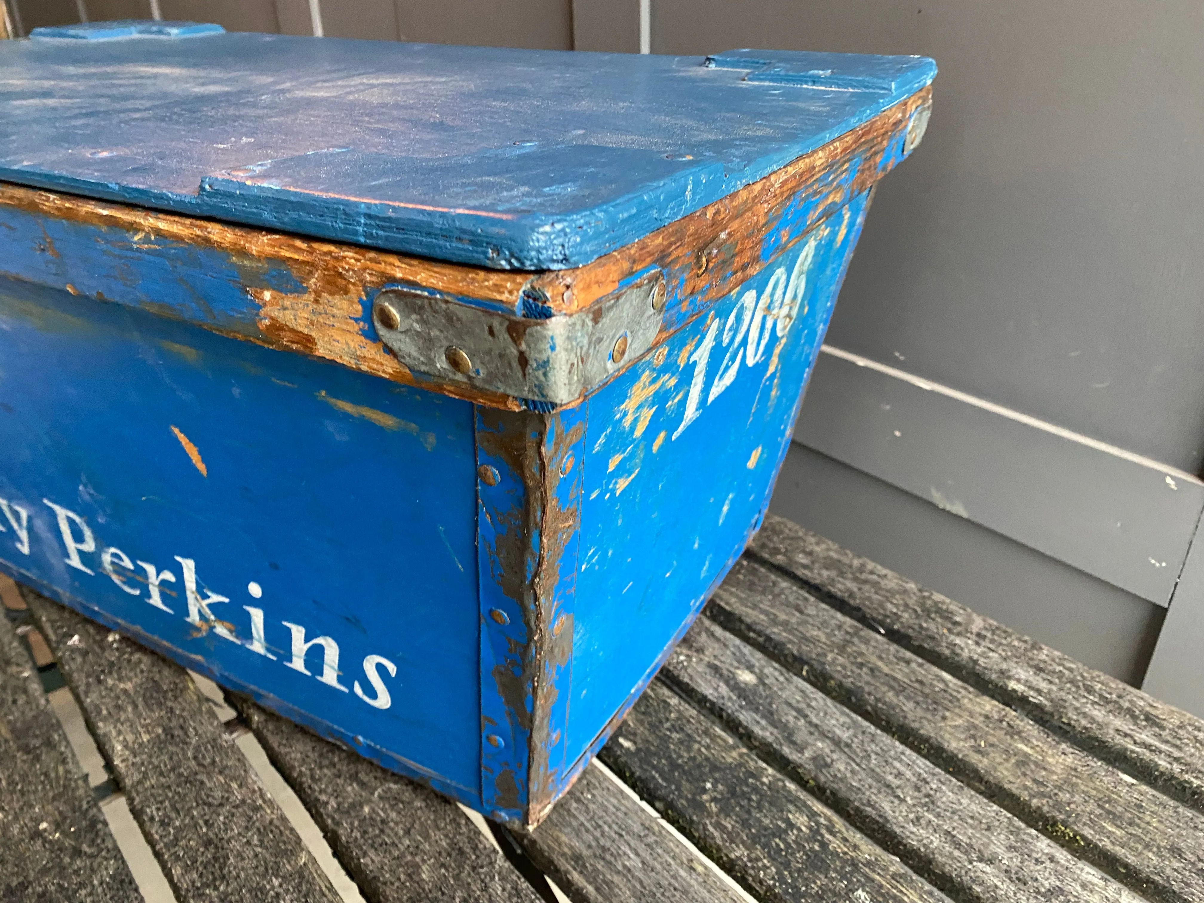 Original wooden hand painted Dorothy Perkins crate