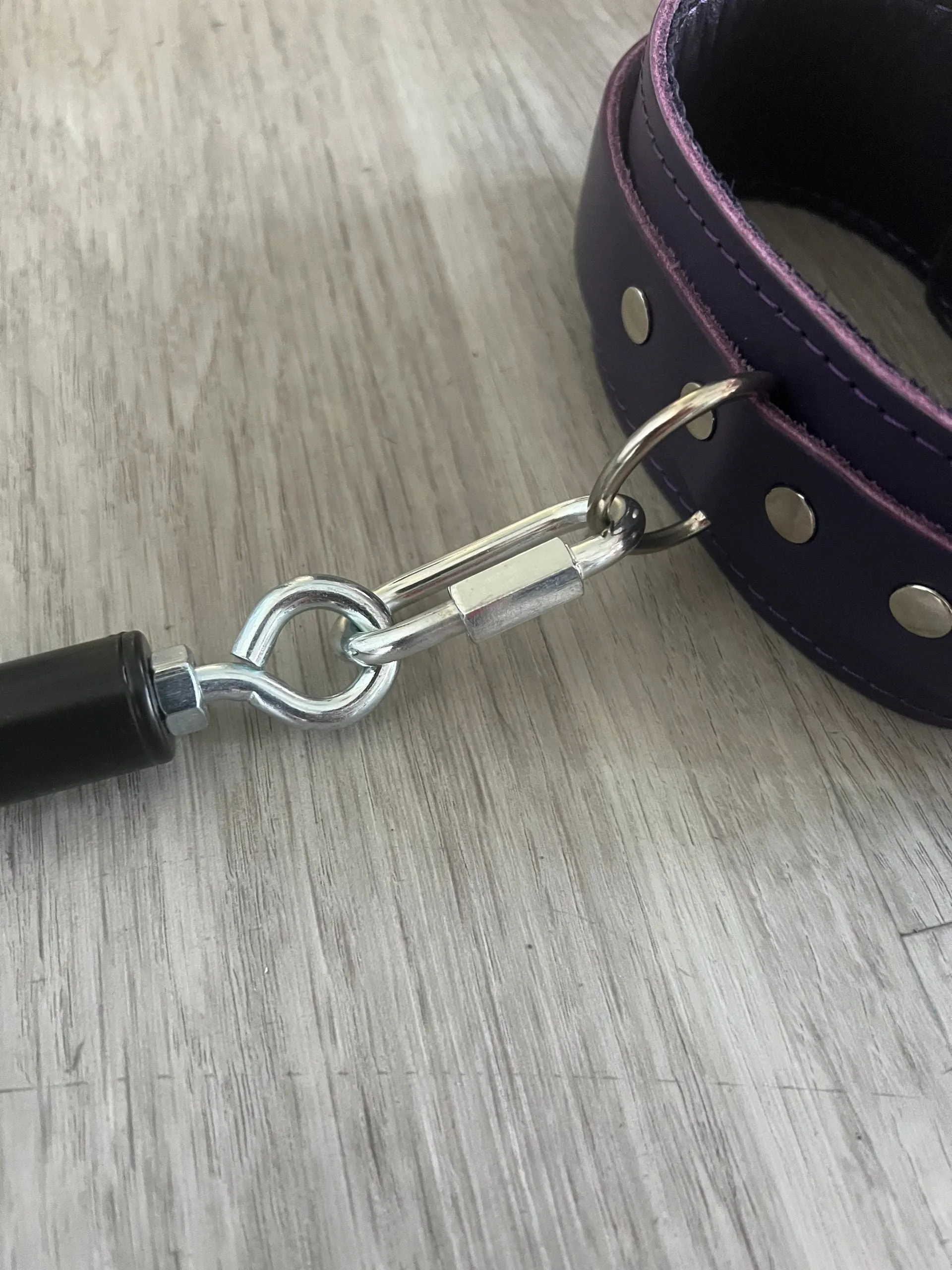 Quick Link BDSM Connector Clip for Bondage Spreader Bars & Restraints